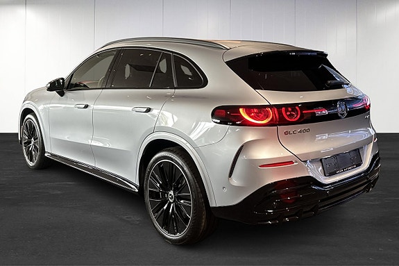 Mercedes-Benz GLC400 3 of 5