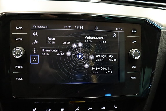 Volkswagen Passat Alltrack 17 of 27