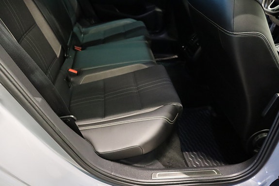 Volkswagen Passat Alltrack 11 of 27