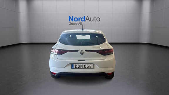 Renault Megane IV 5 of 5