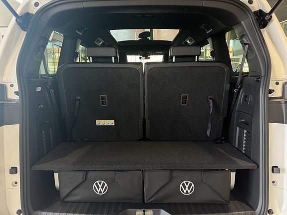 Volkswagen ID. Buzz 13 of 17
