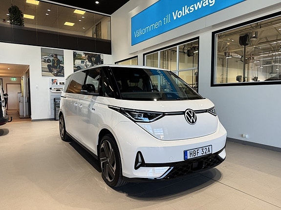 Volkswagen ID. Buzz 3 of 17