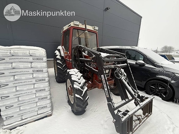 Case IH traktor med frontlastare