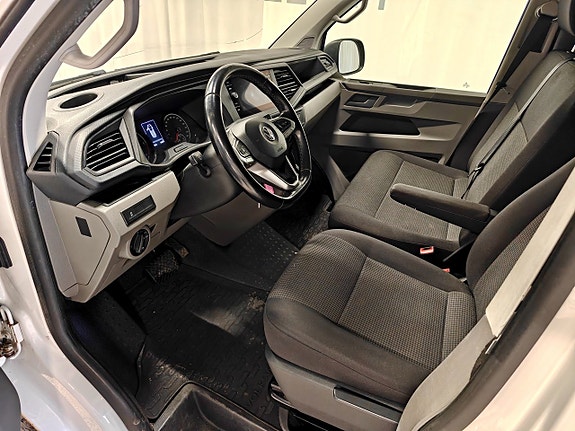Volkswagen Transporter 8 of 16