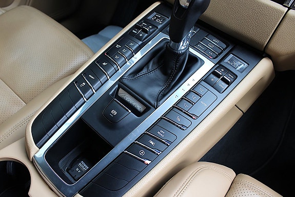 Porsche Macan S 22 of 29
