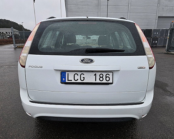 Ford Focus 4 of 5