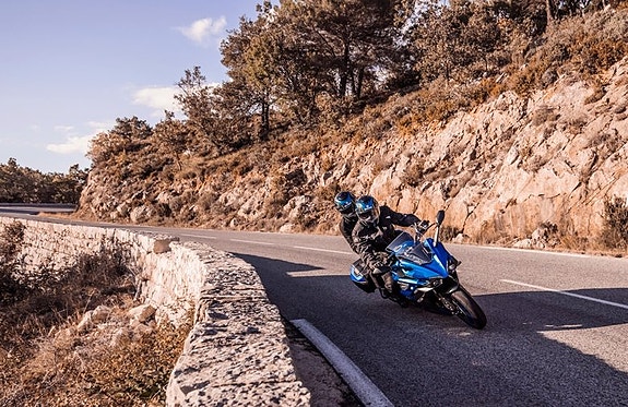 Suzuki GSX-S 1000 GT - 2026 11 of 13