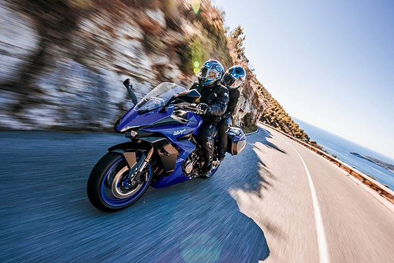 Suzuki GSX-S 1000 GT - 2026 12 of 13