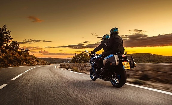 Suzuki GSX-S 1000 GT - 2026 3 of 13