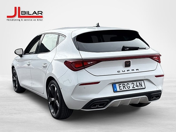 Cupra Leon 2 of 3