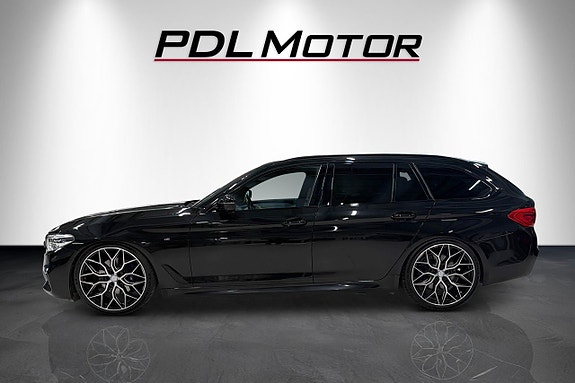 BMW 530i 3 of 5