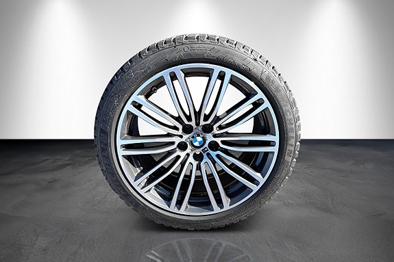 BMW 530i 9 of 23
