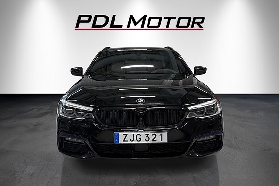 BMW 530i 2 of 5
