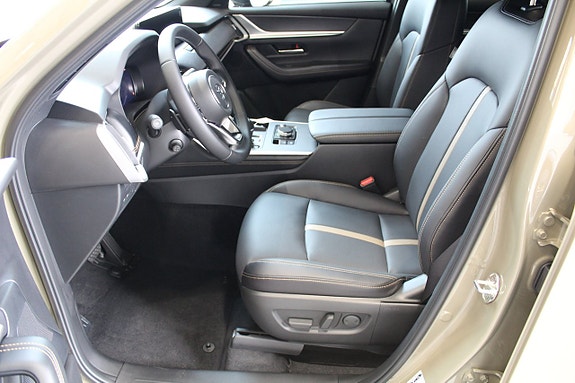 Mazda CX-60 5 of 8