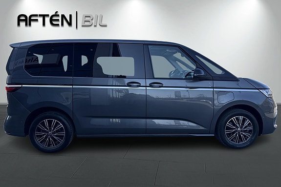 Volkswagen Multivan 7 of 27