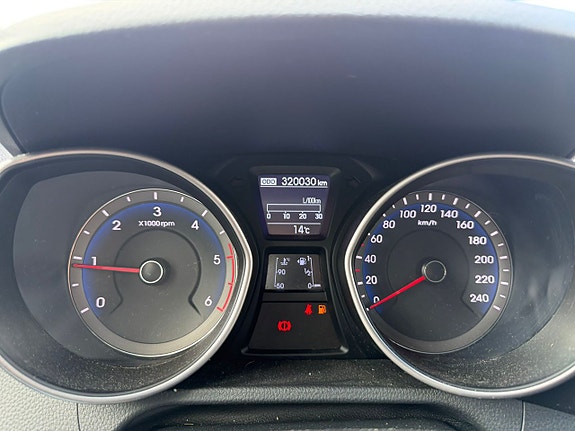 Hyundai i30 10 of 10