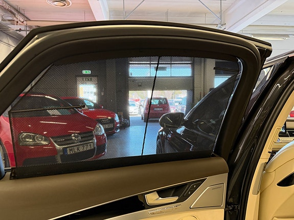 Audi S8 20 of 30