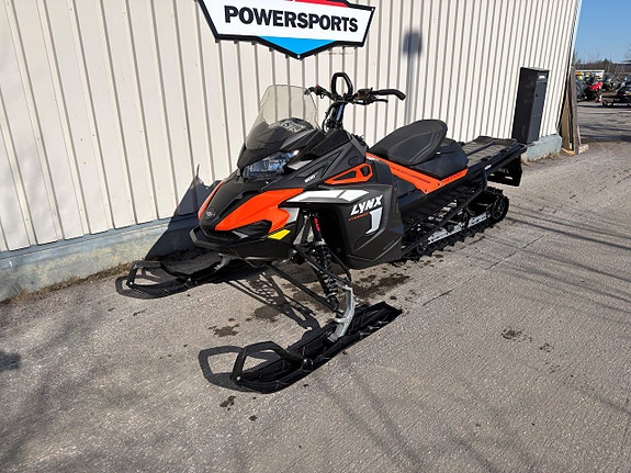 Lynx Xterrain STD 3700 600 Efi Moms! 2 of 4