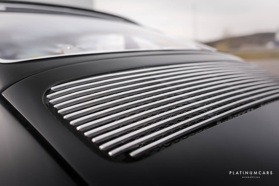 Porsche 911 20 of 22