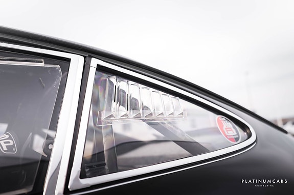 Porsche 911 18 of 22