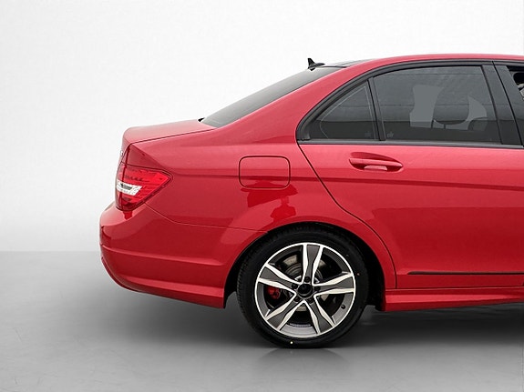 Mercedes-Benz C220 30 of 30