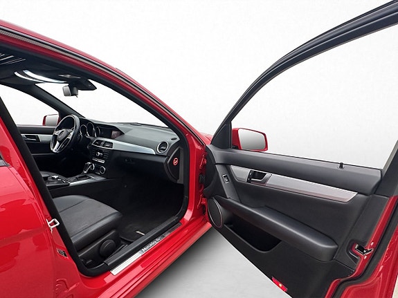 Mercedes-Benz C220 25 of 30