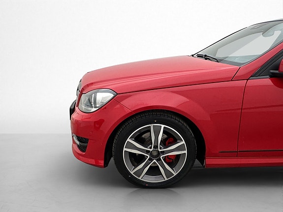 Mercedes-Benz C220 28 of 30