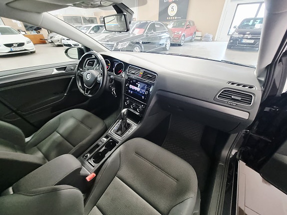Volkswagen Golf-Serie 19 of 23