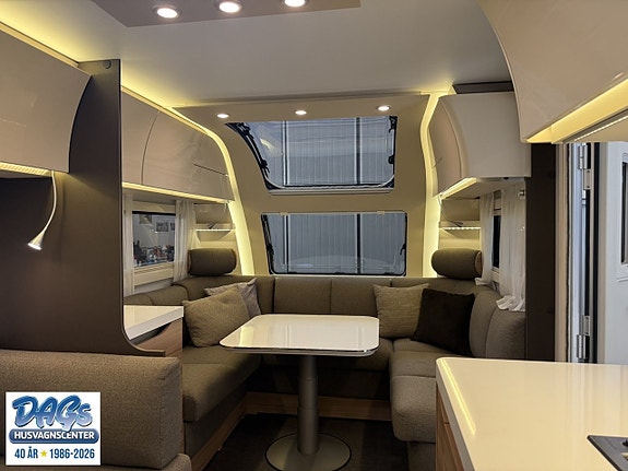 Adria Alpina 753 UP 11 of 19