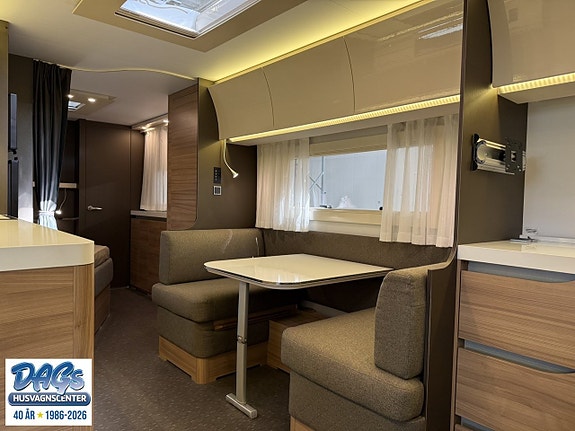 Adria Alpina 753 UP 15 of 19