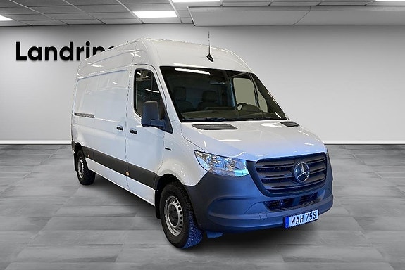 Mercedes-Benz eSprinter 312 3 of 5