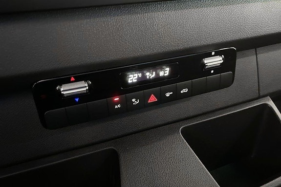 Mercedes-Benz eSprinter 312 13 of 14
