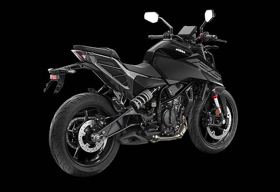 KTM 125 Duke 2 of 4