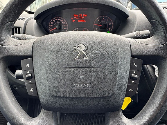Peugeot Boxer 5 of 12