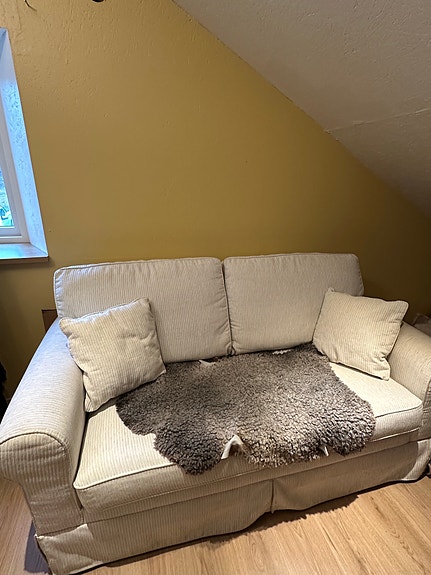 Bekväm sittsoffa och bäddsoffa Furninova, Skandinavisk design.