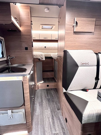 Weinsberg CaraSuite 650 MEG Edition Spicy 5 of 5