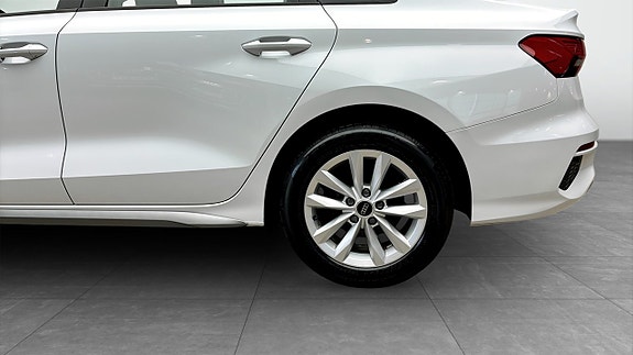 Audi A3 6 of 13