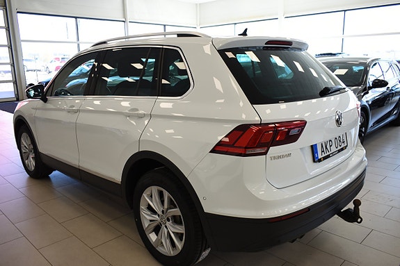 Volkswagen Tiguan 6 of 19