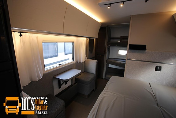 Adria ALPINA 663 UK Ugn AC Barnkammare 12 of 17