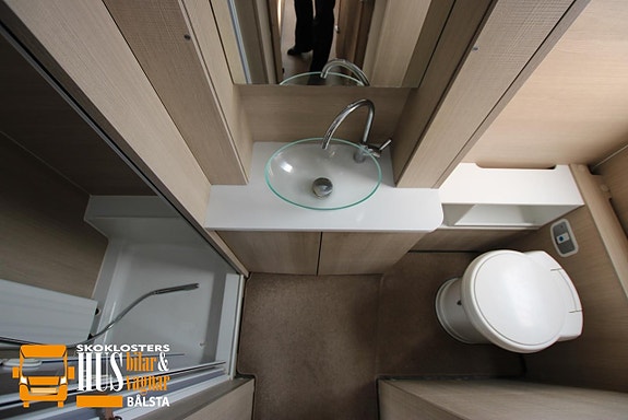 Adria ADORA 613HT Alde Solcell Ugn 18 of 18