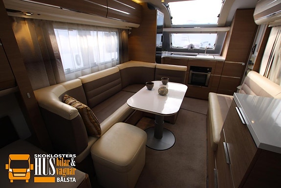 Adria ADORA 613HT Alde Solcell Ugn 9 of 18
