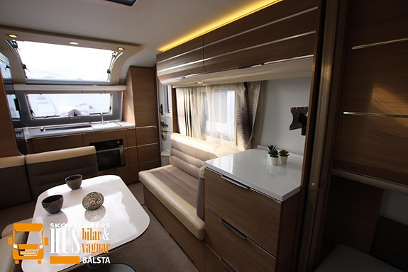 Adria ADORA 613HT Alde Solcell Ugn 10 of 18