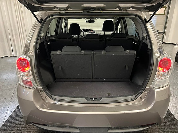 Toyota Verso 12 of 15