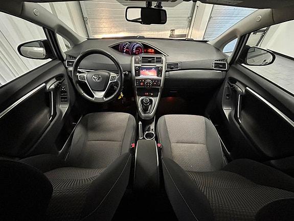 Toyota Verso 8 of 15