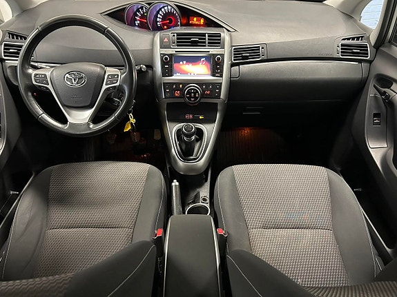 Toyota Verso 9 of 15