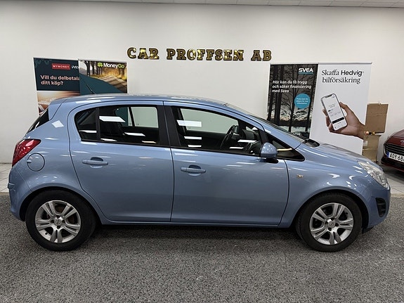 Opel Corsa 21 of 21
