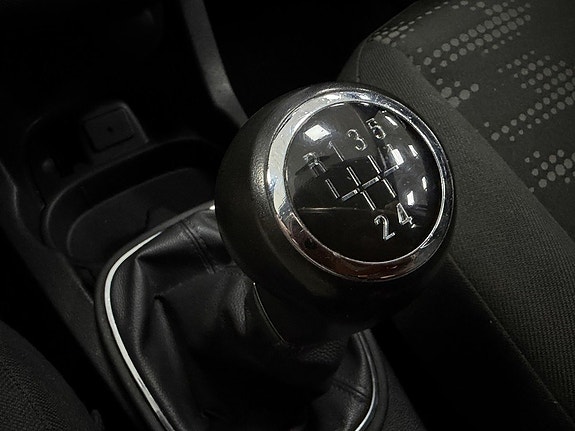 Opel Corsa 10 of 21
