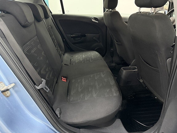 Opel Corsa 16 of 21