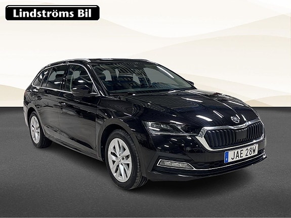 Skoda Octavia 3 of 5