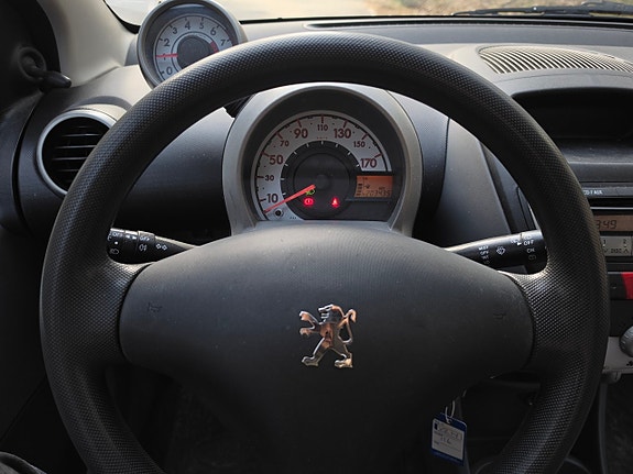 Peugeot 107 9 of 14